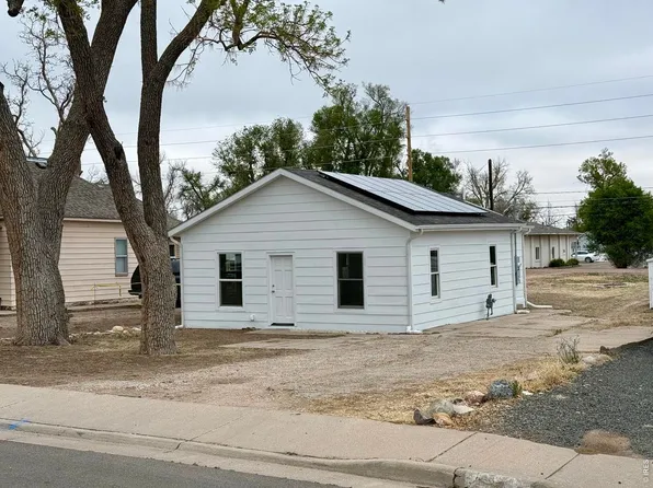 215 11th St, Greeley, CO 80631