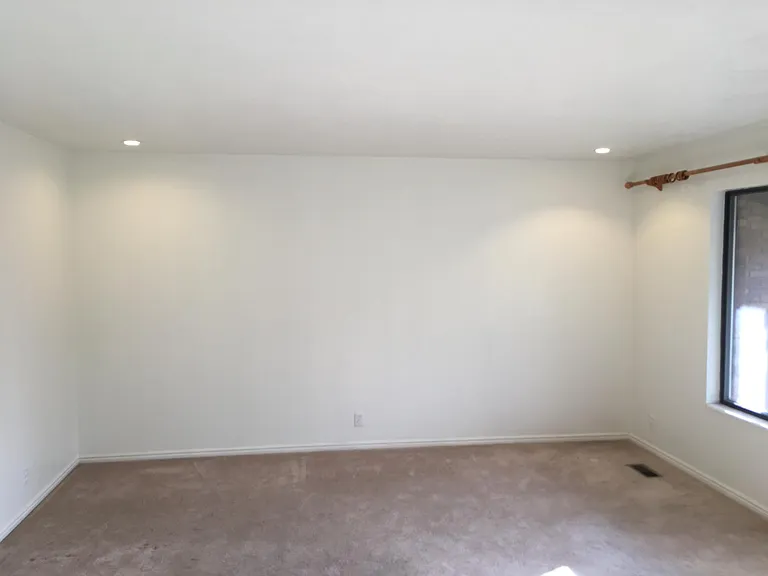 750 Cherrywood Rd — Photo 9