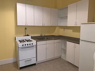 Rented by Chartwell Manhattan Realty