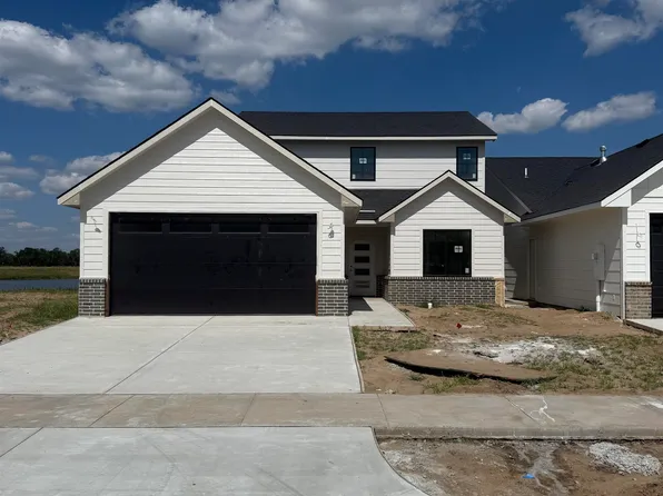 5600 N Wandering Way, Maize, KS 67101