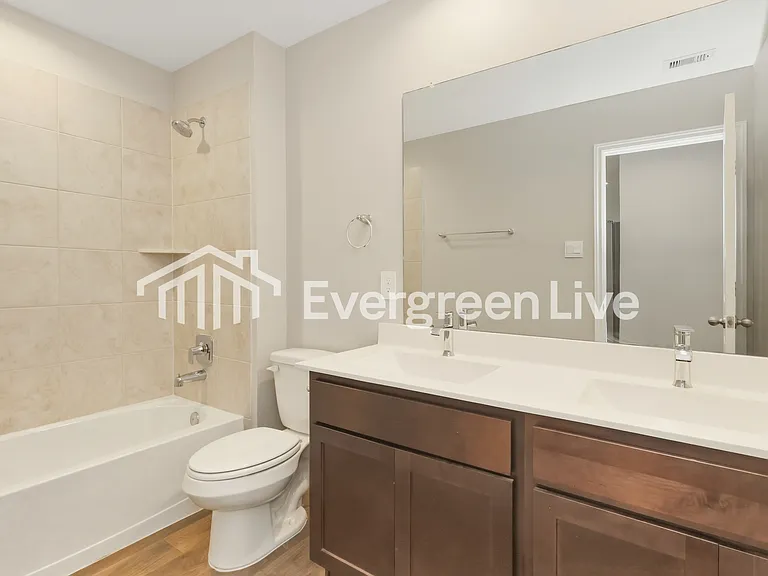 9940 Glen Brook Ln — Photo 13