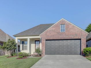 139 Heathwood Dr, Broussard, LA 70518