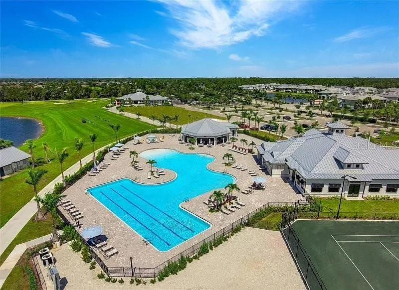14194 Heritage Landing Blvd #611