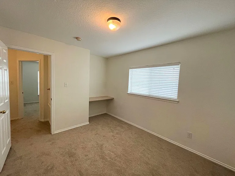 9602 San Fidel Rio — Photo 15