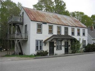 11 Kinderhook St, Randolph, ME 04346