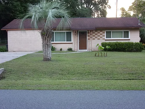 21077 SW Beach Blvd Photo 1