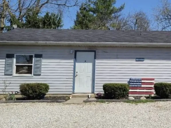 271 N West St #A, Paragon, IN 46166