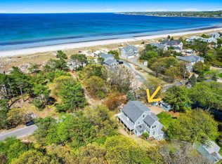18 Wingaersheek Rd, Gloucester, MA 01930