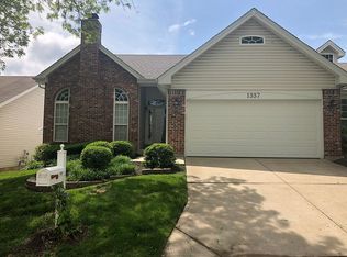 1337 Golden Point Dr, Saint Louis, MO 63146