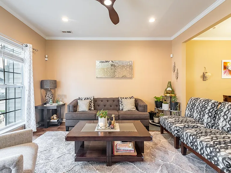 115 Hilda Grace Ln — Photo 3