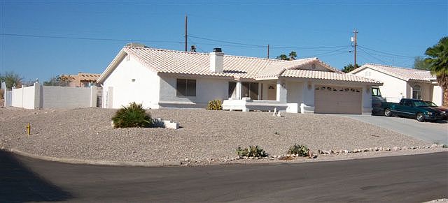 1st image of 3741 Beachview Dr