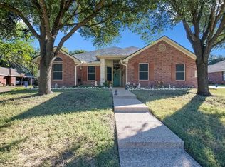 212 Fannin Dr, Hewitt, TX 76643