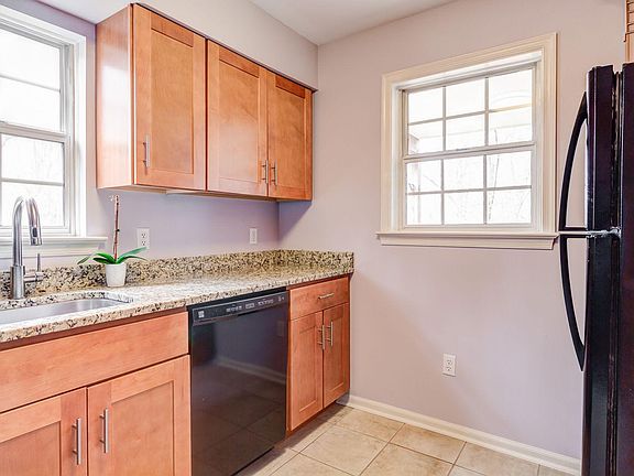 plenty of counterspace