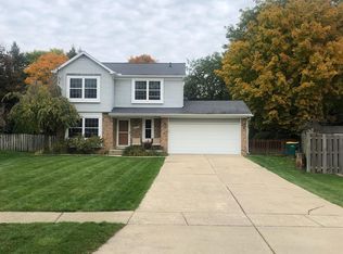 5263 Applewood Dr, Ypsilanti, MI