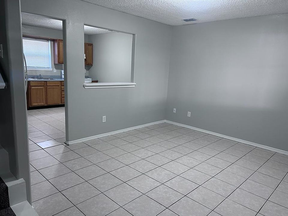 1st image of 2316 W Elisa Ln #7