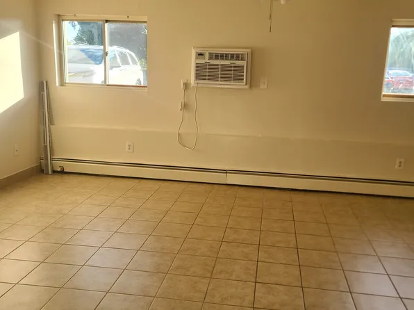 349 Pawtucket Blvd, Lowell, MA