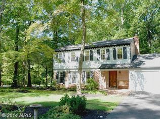 2528 Pinoak Ln, Reston, VA 20191