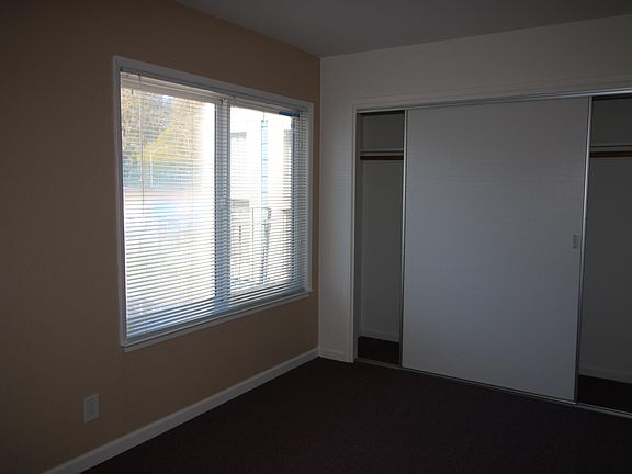 2nd image of 863 Ocean Ave