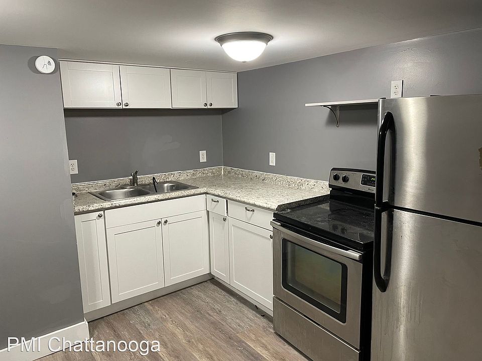 1st image of 32 Woodlawn Dr Unit 3