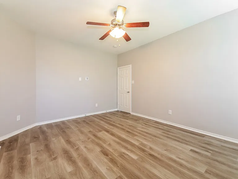 3232 Buckthorn Ln — Photo 11
