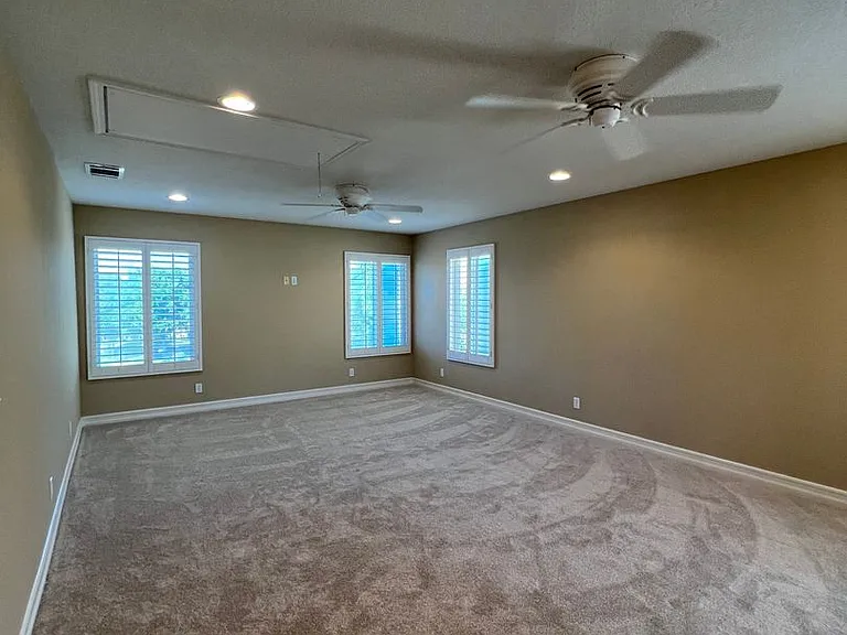 2540 San Saba St — Photo 18