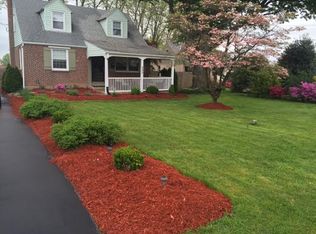 222 N Norwinden Dr, Springfield, PA 19064