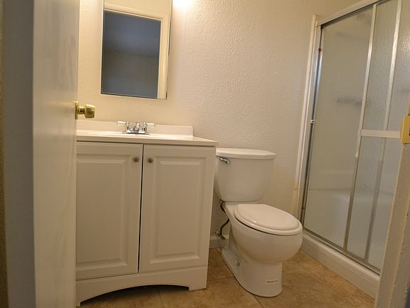 4th image of 222 Cindy Ln