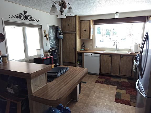 4th image of 12226 E 39th St