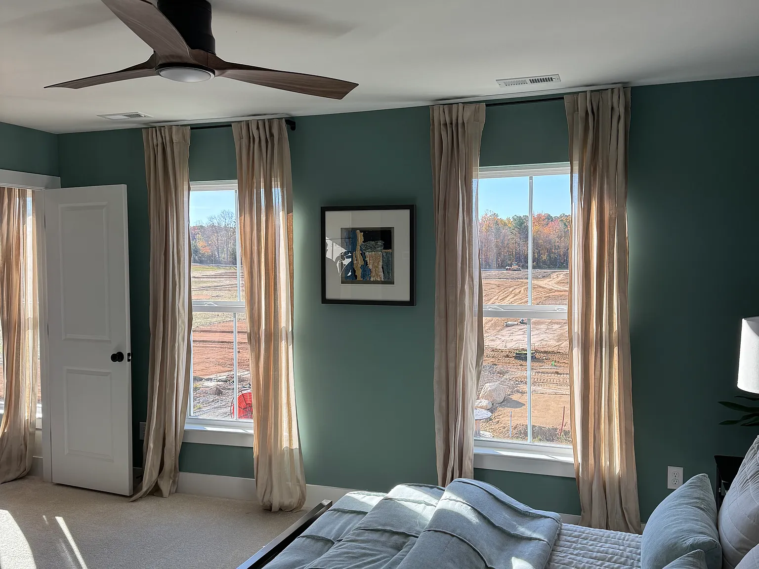 5 bed, 3.5 bath, 2800 sqft, $3,250 — Photo 4