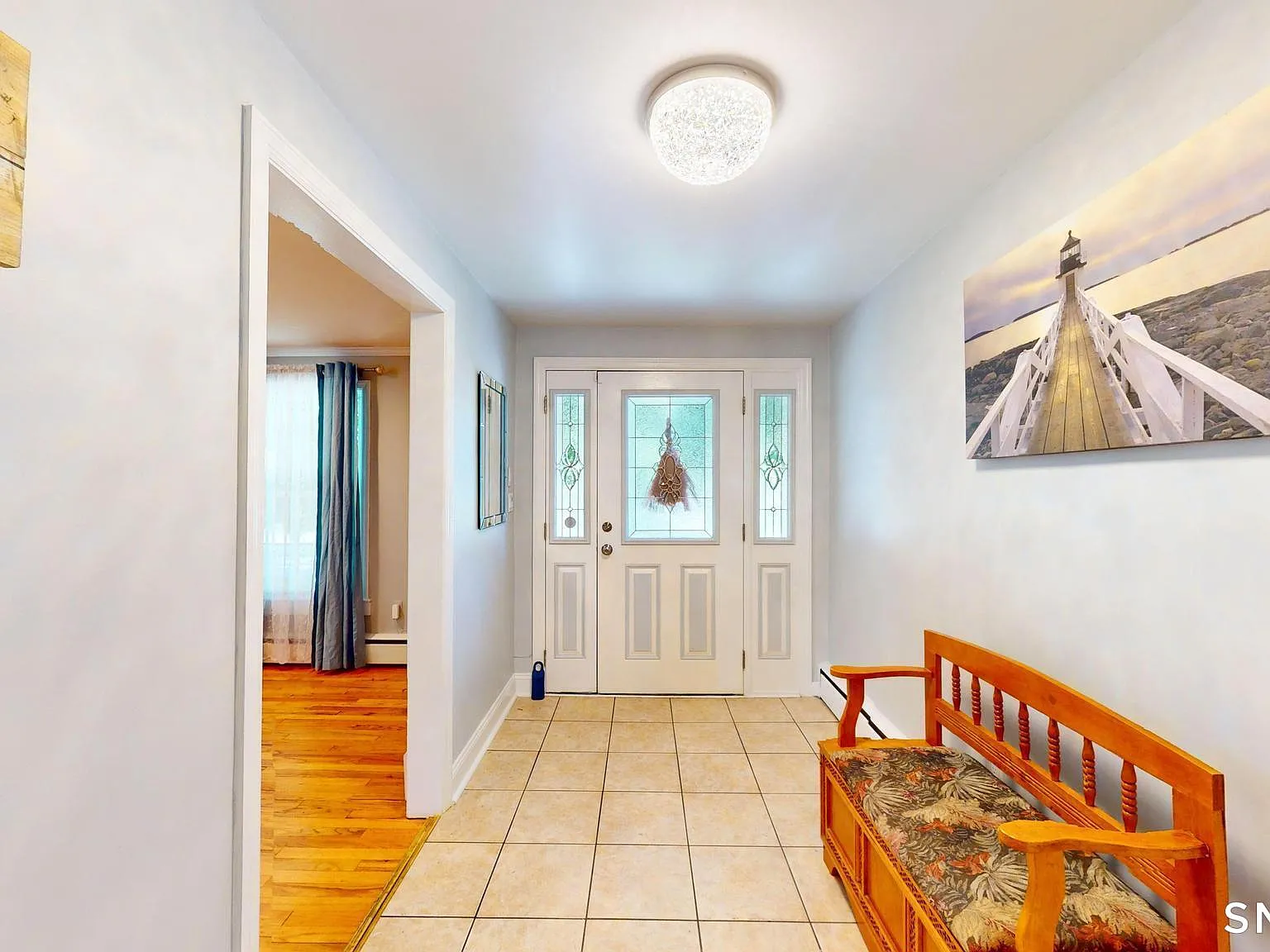 3 bed, 2.0 bath, 1652 sqft, $4,600 — Photo 2