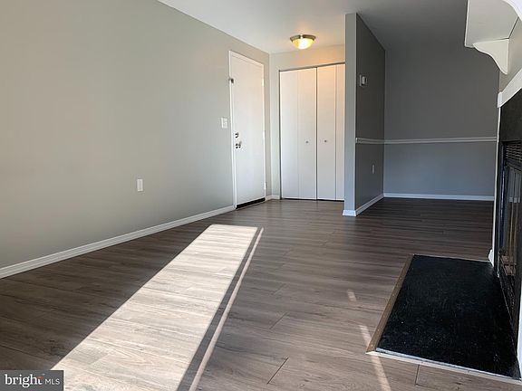 3rd image of 18131 Chalet Dr #24204