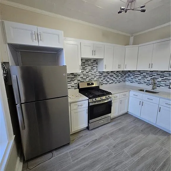9136 Bedell Ln #2 — Photo 2