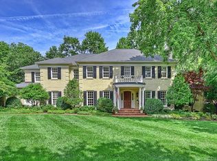 2700 Beretania Cres, Charlotte, NC 28211
