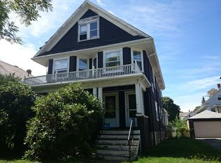 130 Manthorne Rd, West Roxbury, MA 02132