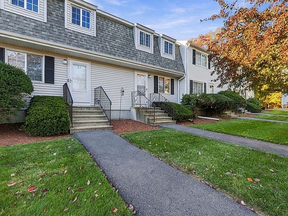 4th image of 18 Westford Rd Unit 20