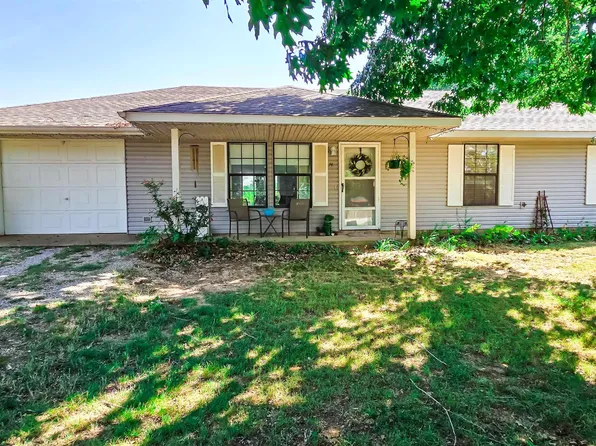 74 Delicious Ln, Mountain Home, AR 72653
