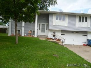 418 Vermont St, Bethalto, IL
