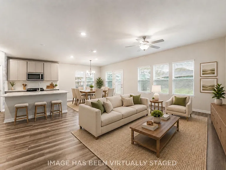 613 Wild Spur Ln — Photo 3