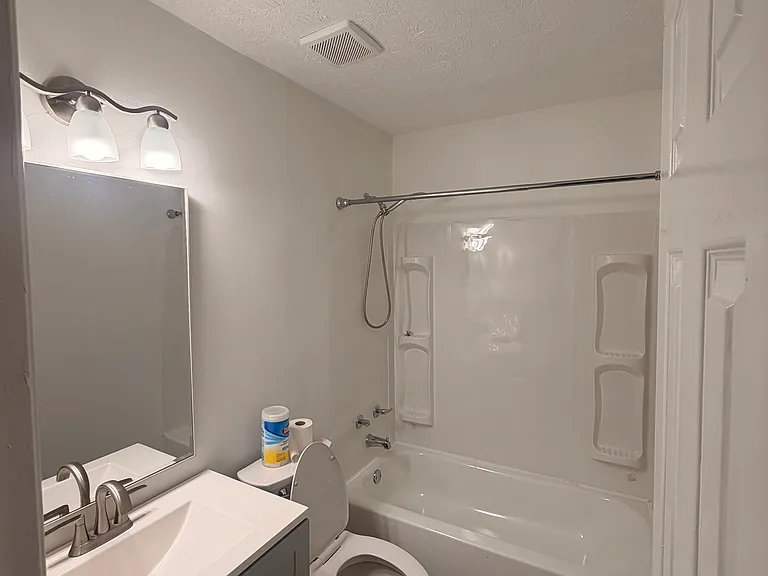 4068 Heritage Valley Ct — Photo 5