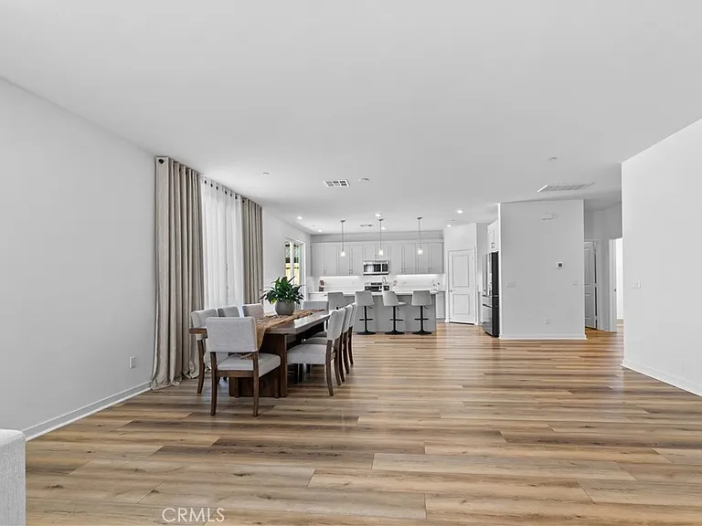 11769 Fenton Ave — Photo 13