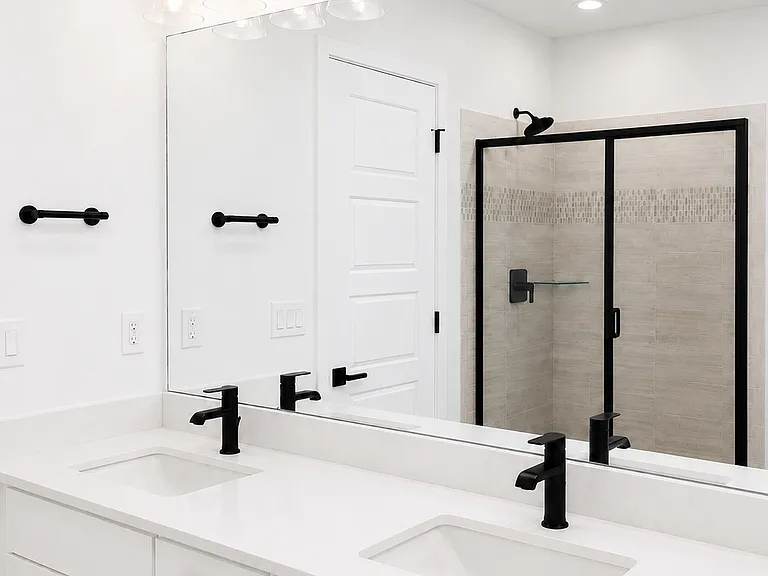 Master Full Bathroom