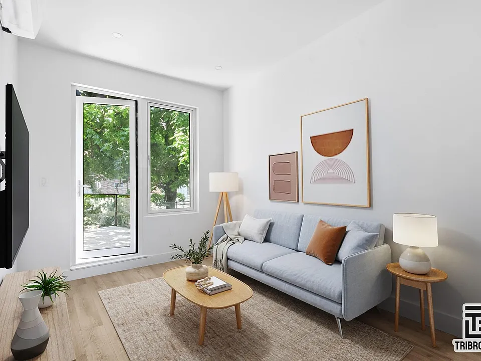 461 Lexington Ave #3L