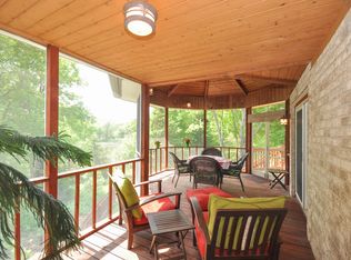 5800 Covington Rd, Shorewood, MN 55331