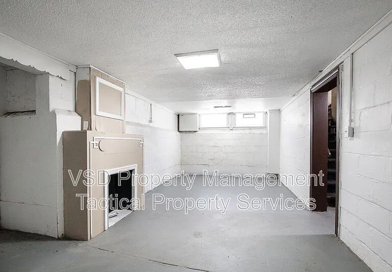 5120 Clement Ave — Photo 23