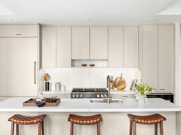 2nd image of 540 6th Ave #10A