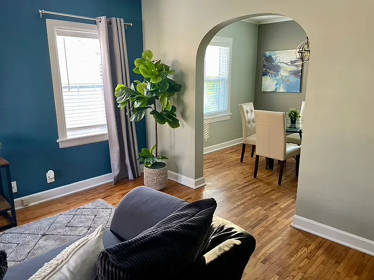 1128 Cascade Rd SW #1 — Photo 3
