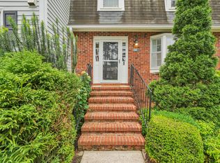 918 Hampshire Ct Unit A, Cary, NC 27511