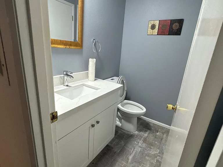 1035 156th Ave NE #18 — Photo 3