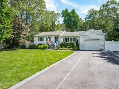 68 Crestwood Drive, Shirley, NY, 11967