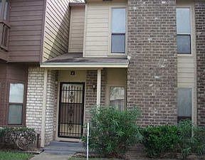 2nd image of 2809K Saint Joseph St